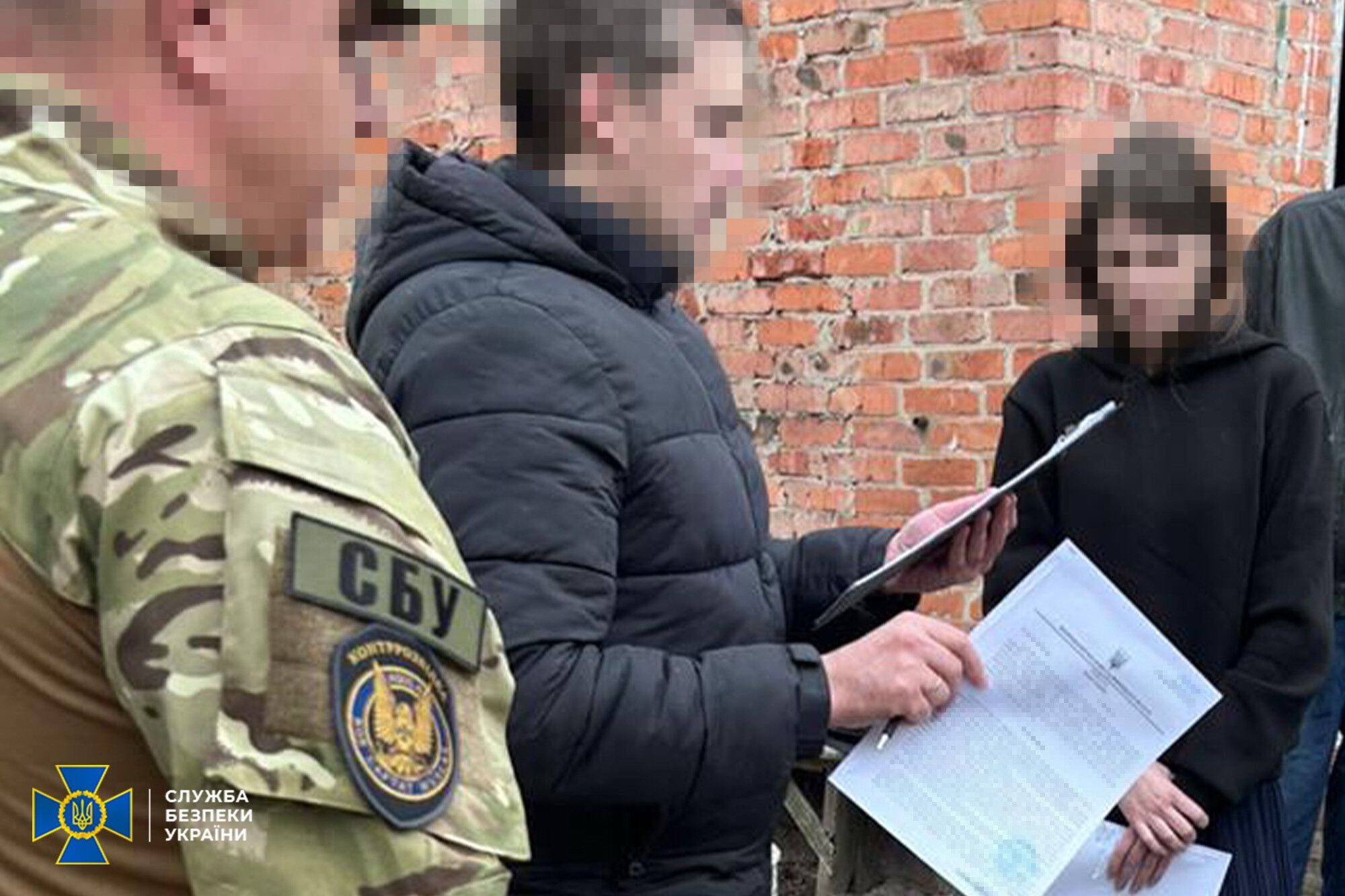 СБУ затримала агентку РФ, яка шпигувала за понтонними переправами через річки Донеччини. Фото 