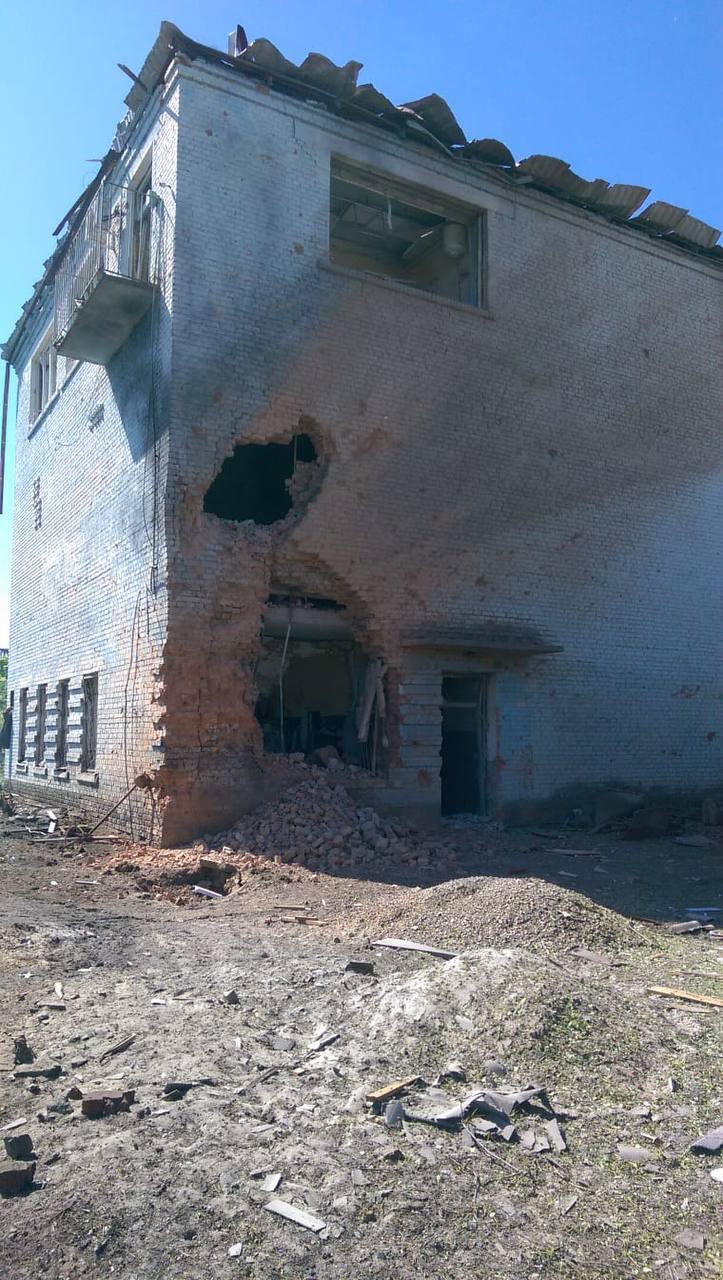 Оккупанты нанесли удары по Харькову, есть два прилета: один человек погиб, девять ранены. Фото и видео