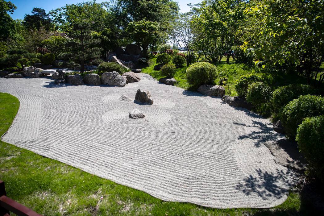 Кличко разом із послом Японії відкрили оновлений сад каменів: де побачити красу. Фото