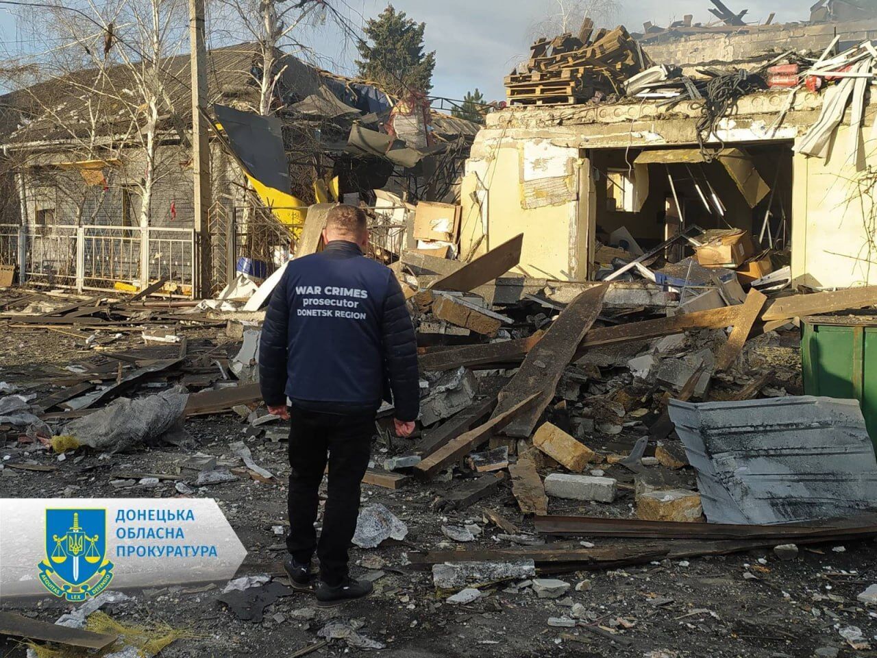 Окупанти вдарили по Покровську на Донеччині: серед поранених – 14-річний хлопець. Фото