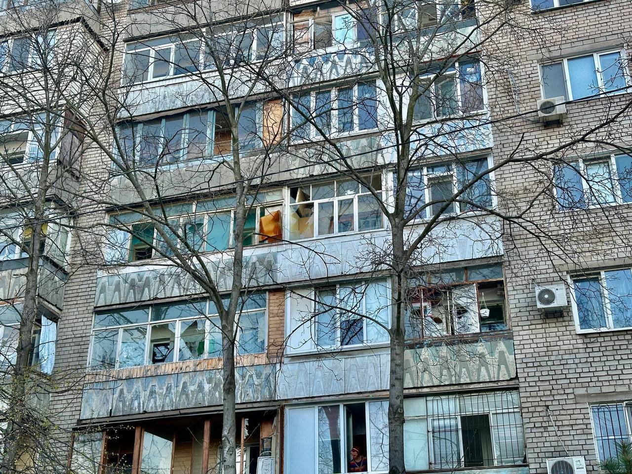 Росіяни атакували житловий район Запоріжжя: загинули четверо цивільних, є поранені. Фото