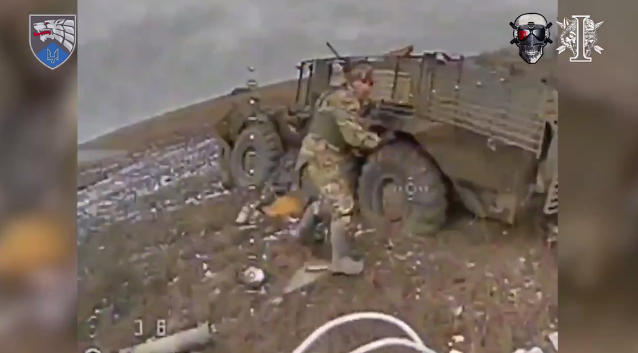 Работали FPV-дроны: воины ССО уничтожили минометную позицию и живую силу противника. Видео