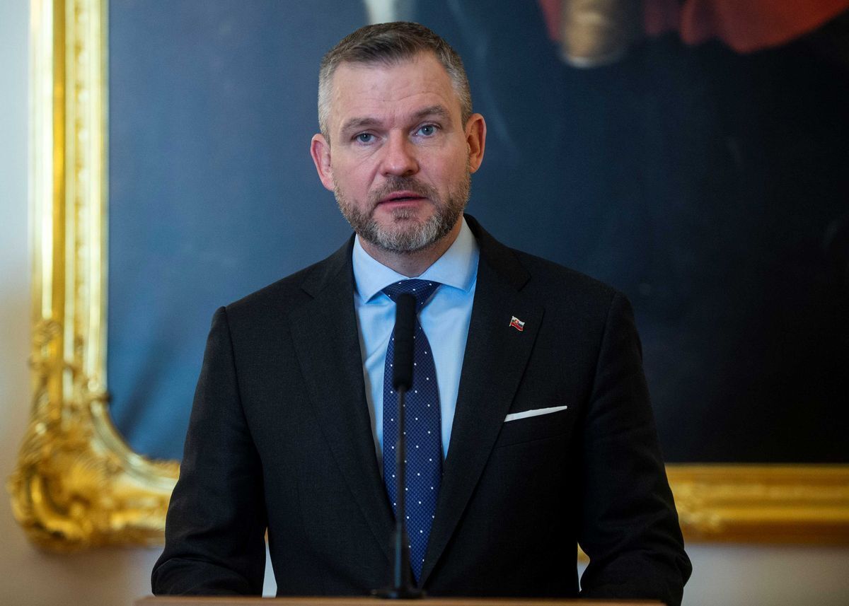 Словакия избрала нового президента: Пеллегрини победил с ощутимым отрывом. Что он говорил о войне в Украине