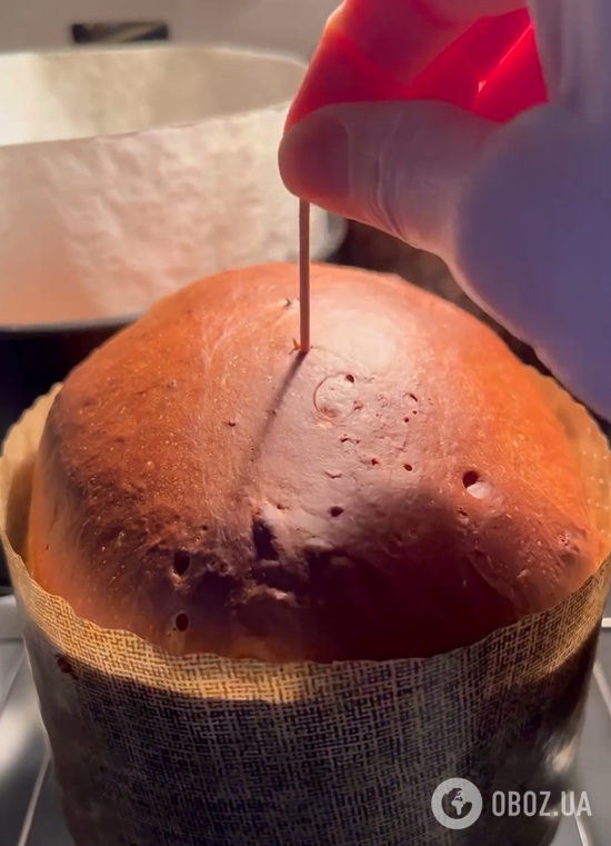 Який секретний інгредієнт додати в тісто на паску, щоб воно було пухким і ароматним: ділимось технологією