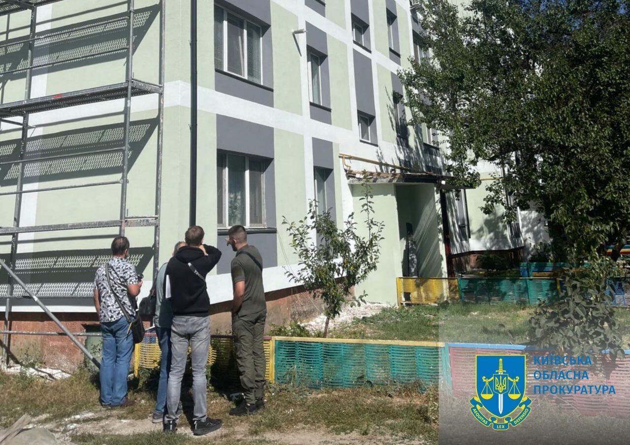 "Ремонт" поврежденных обстрелами домов в Буче на 1,2 млн грн: о подозрении сообщили чиновнику и подрядчику