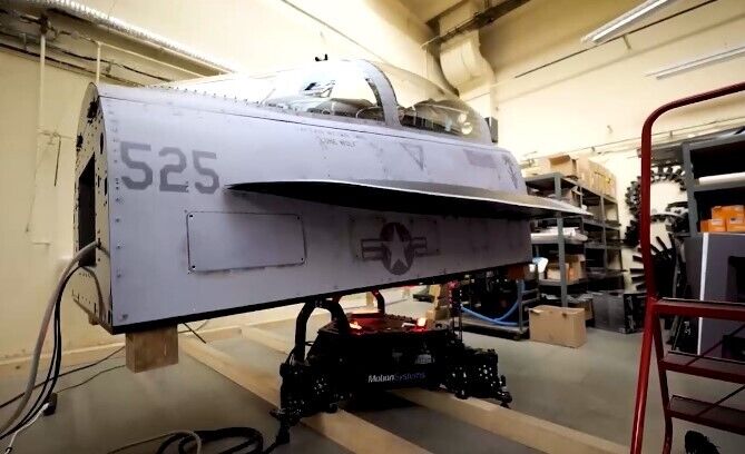 Чехія передала Україні перший тренажер винищувача F-16: Олещук показав відео й розкрив подробиці
