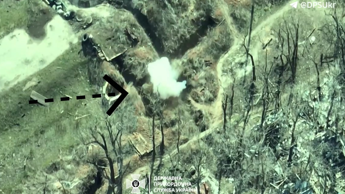 Ворог приречений: у ДПСУ показали, як дрони-камікадзе доставляють вогняні  qkxiqdxiqdeihrant