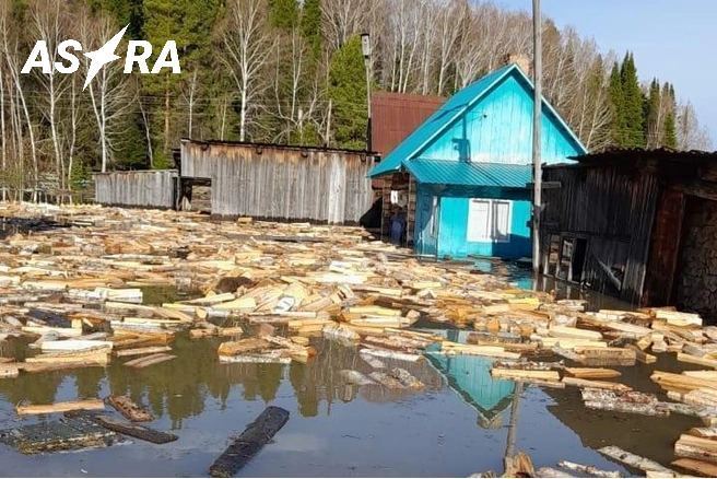 У РФ ще одна область йде під воду: прогнози назвали "невтішними". Фото 