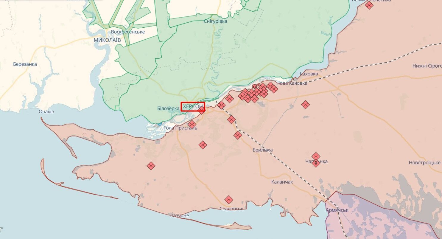 Росіяни обстріляли Корабельний район Херсона: постраждали житлові квартали. Відео