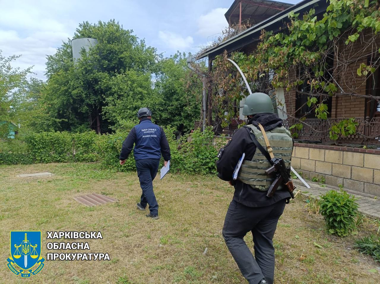 Оккупанты ударили по Харьковщине, произошел пожар: есть погибшие. Фото