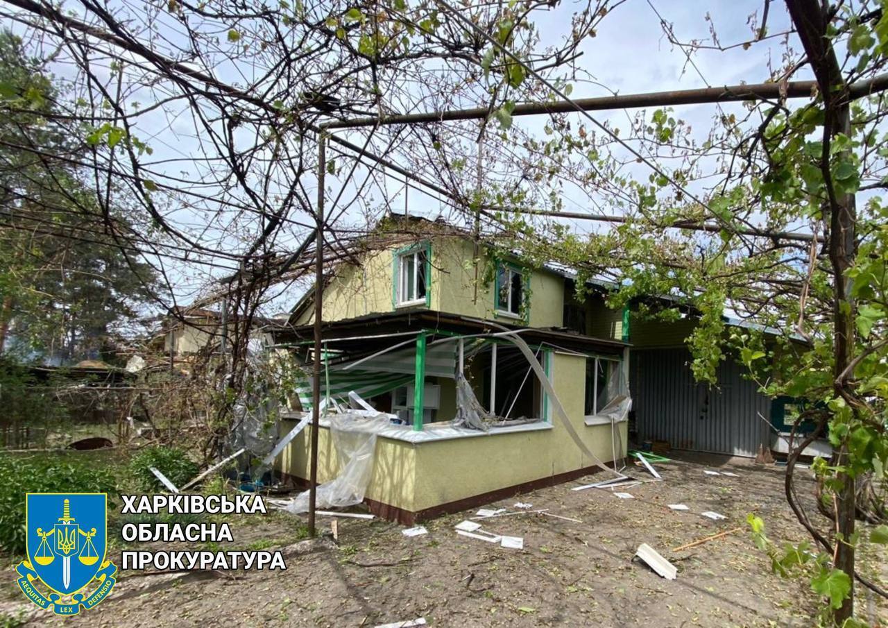 Оккупанты ударили по Харьковщине, произошел пожар: есть погибшие. Фото