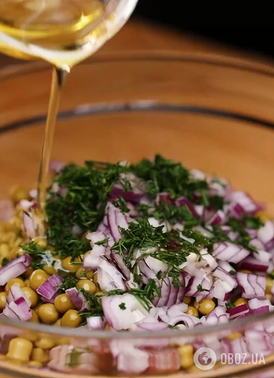 Какой вкусный салат приготовить с сельдью: очень бюджетный и сытный