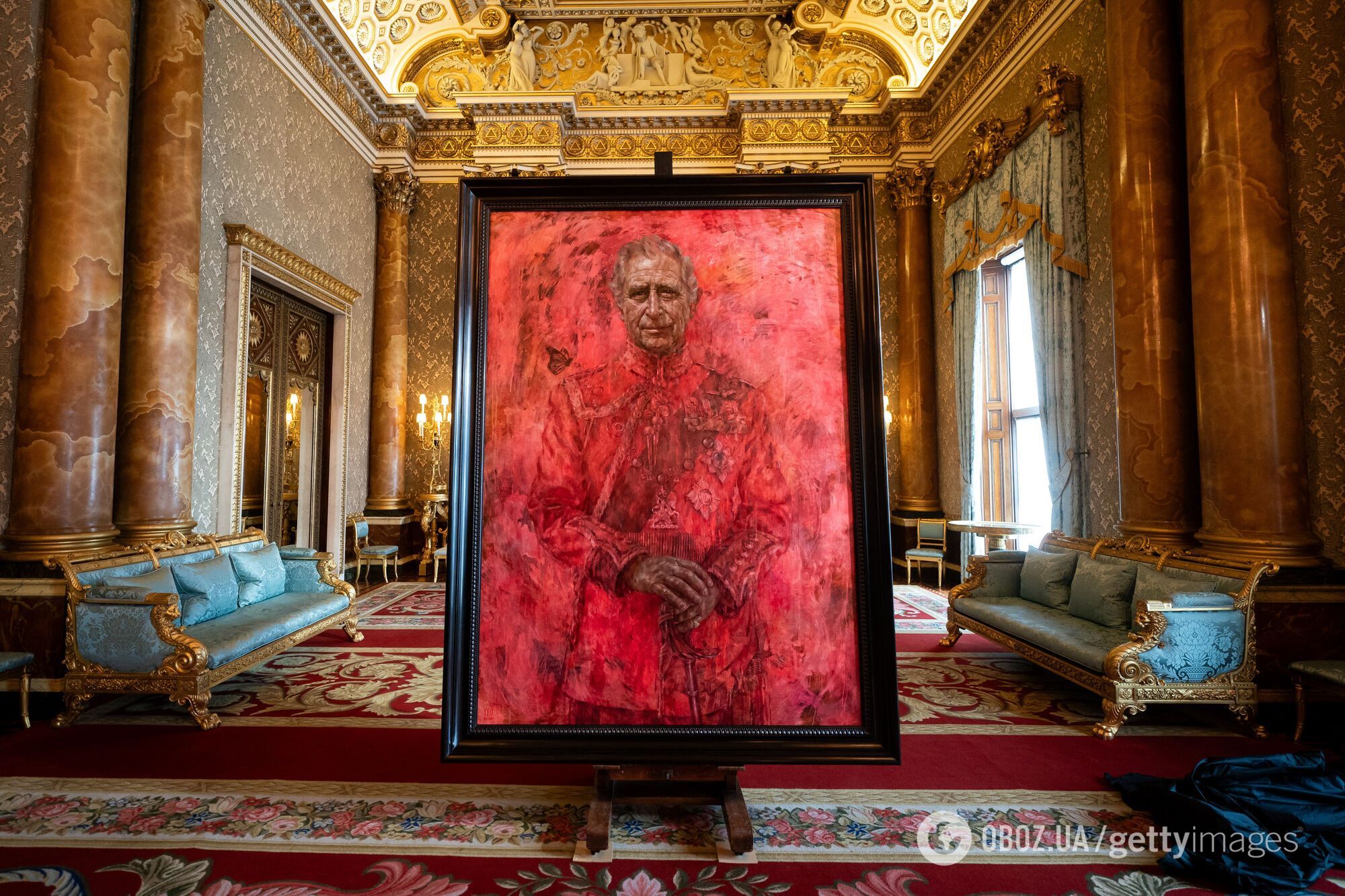 "Будто разлили варенье": официальный портрет короля Чарльза вызвал дискуссию в сети. Фото