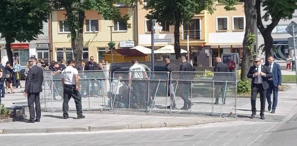 Поліція затримала нападника на прем'єра Словаччини Фіцо: що про нього відомо. Фото і відео
