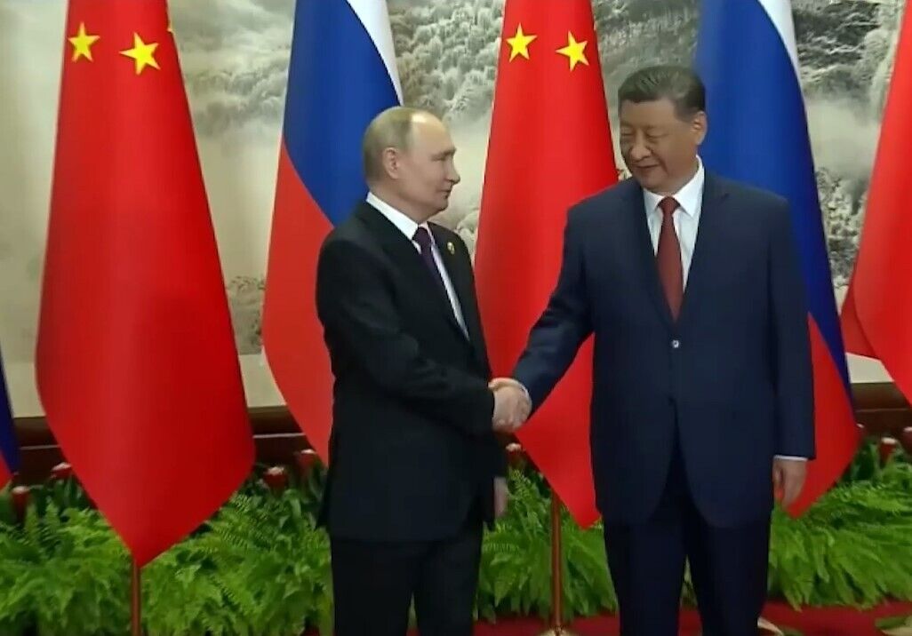 Путін прилетів у Китай і розпочав переговори із Сі Цзіньпіном: що відомо про мету й програму візиту. Відео