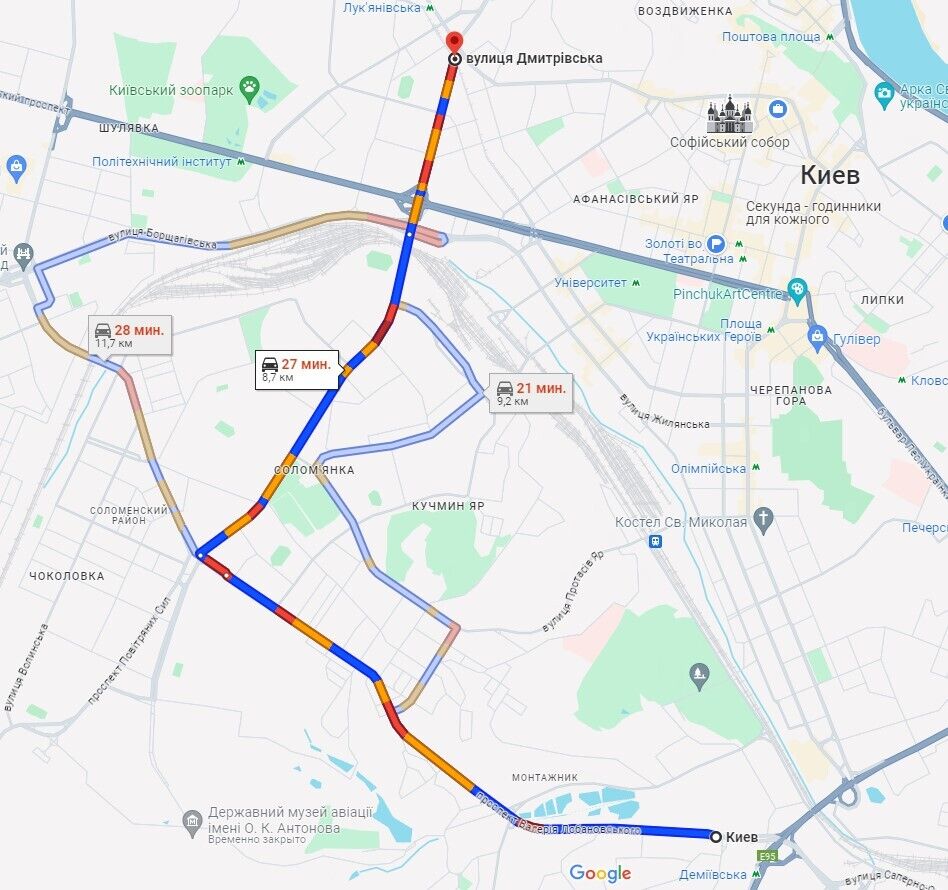 Київ у п’ятницю скували ранкові затори: де не проїхати. Карта