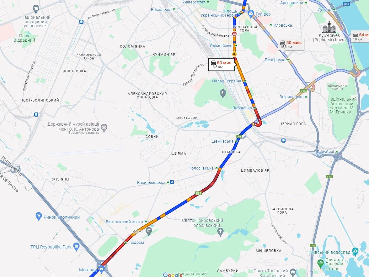 Київ у п’ятницю скували ранкові затори: де не проїхати. Карта