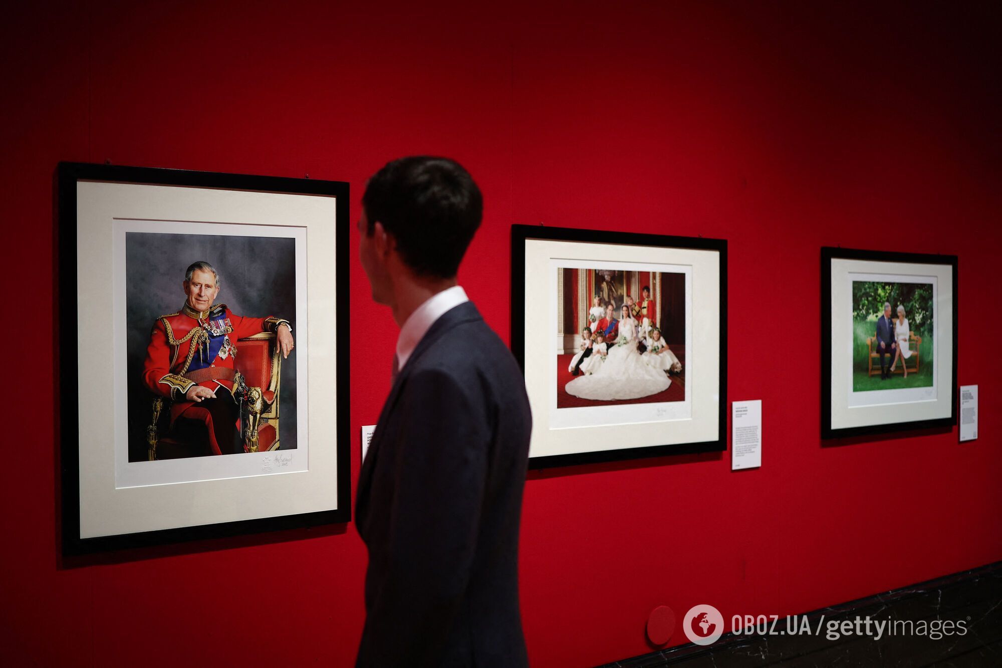 У Букінгемському палаці пояснили, нащо фотошоплять портрети членів королівської сімʼї