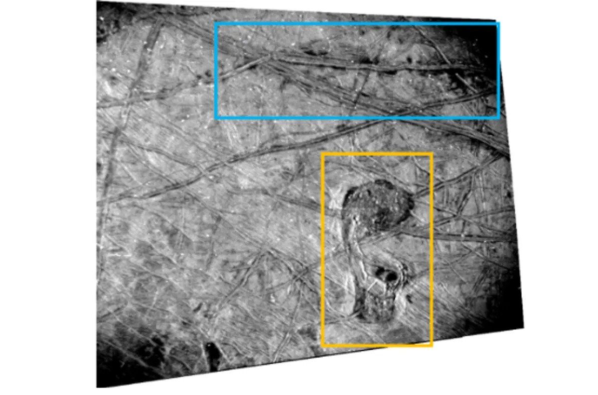 NASA обнаружило движение под ледяной корой Европы. Фото