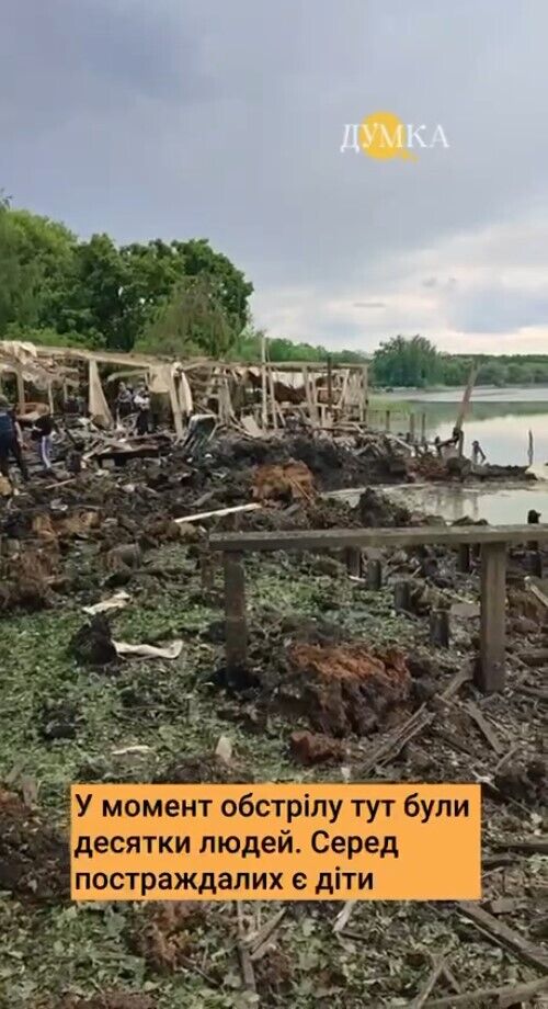 Военных и близко не было: очевидцы в Черкасской Лозовой рассказали о первых минутах после теракта РФ. Видео