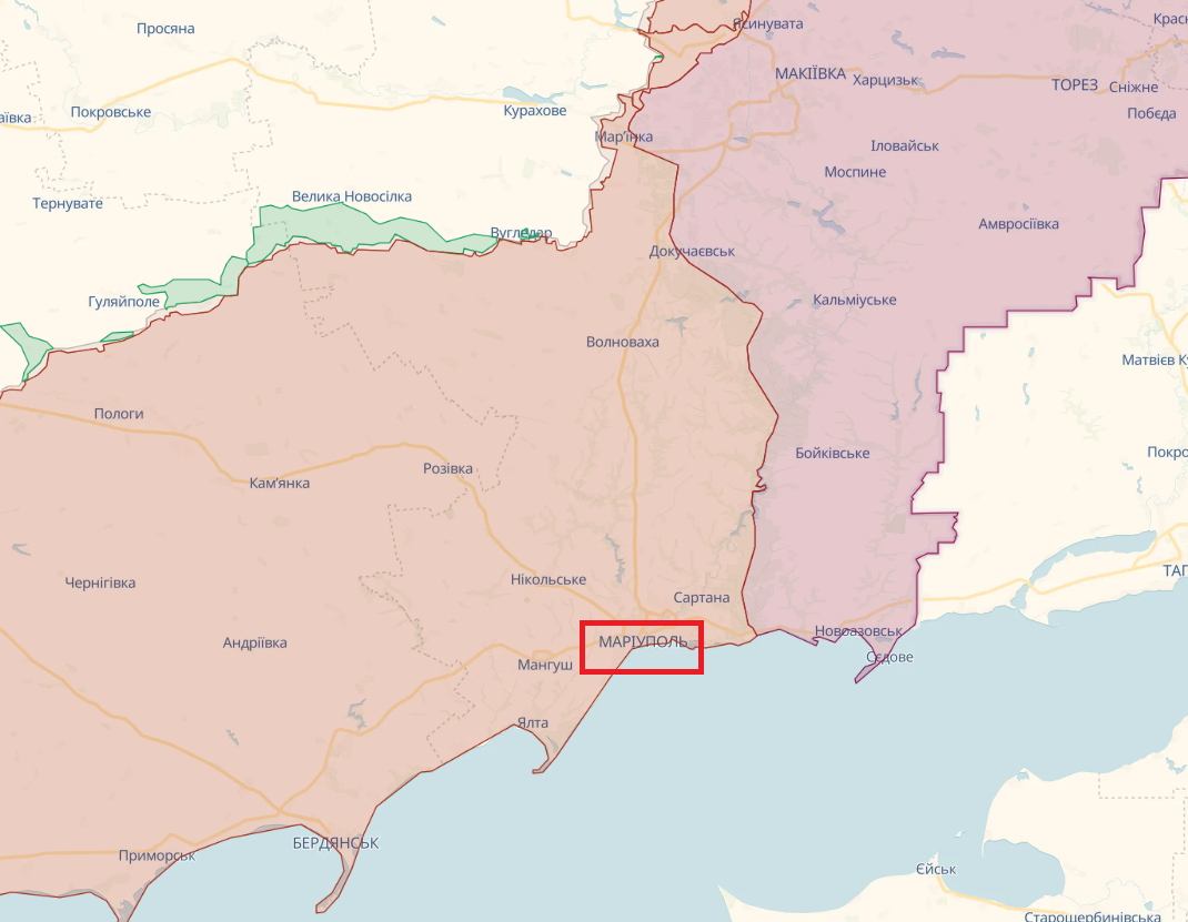 Видають повістки на блокпостах та підприємствах: окупанти в Маріуполі мобілізовують чоловіків на війну проти України 