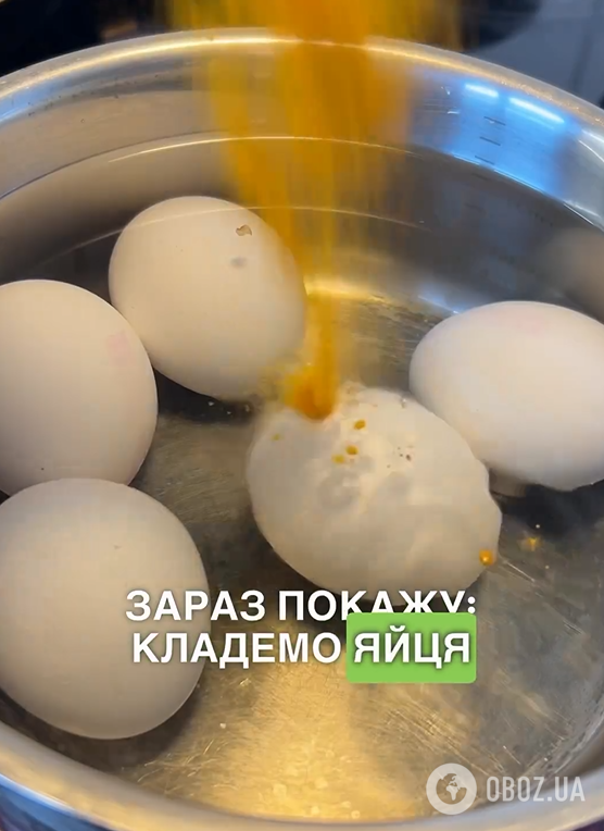 Как покрасить яйца на Пасху в красивый оливковый цвет: делимся простой идеей