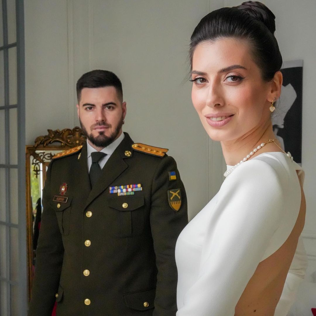 Нардеп Мезенцева вышла замуж за командира подразделения "Ахиллес" Федоренко. Фото