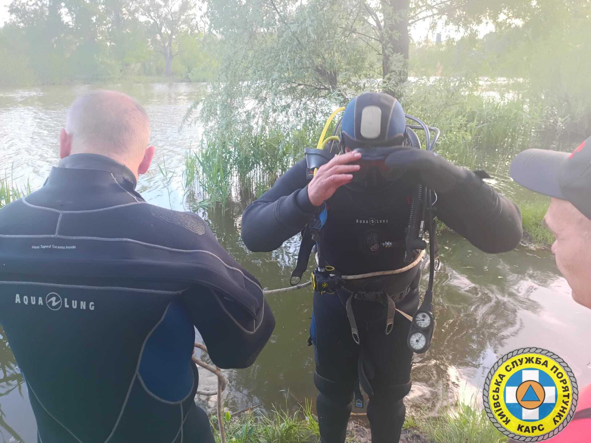 В Киеве на Оболони в озере утонул 14-летний мальчик: подробности трагедии
