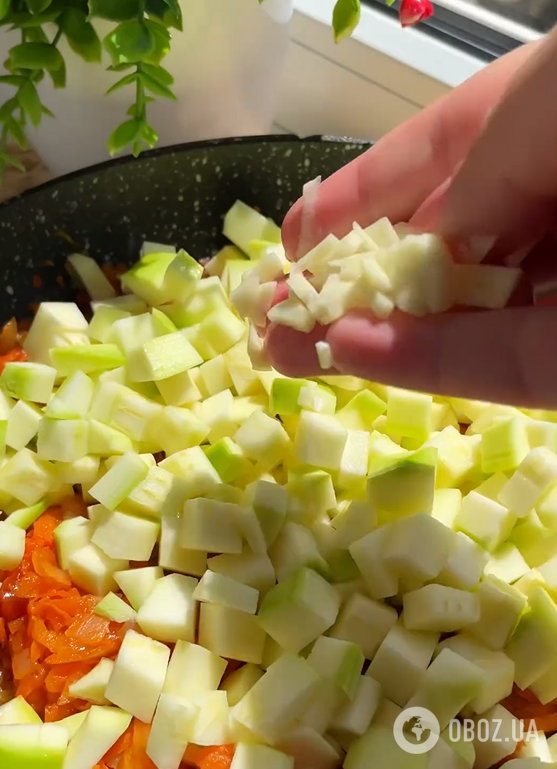Як приготувати ліниву кабачкову ікру на сковорідці: ідеально на бутерброди