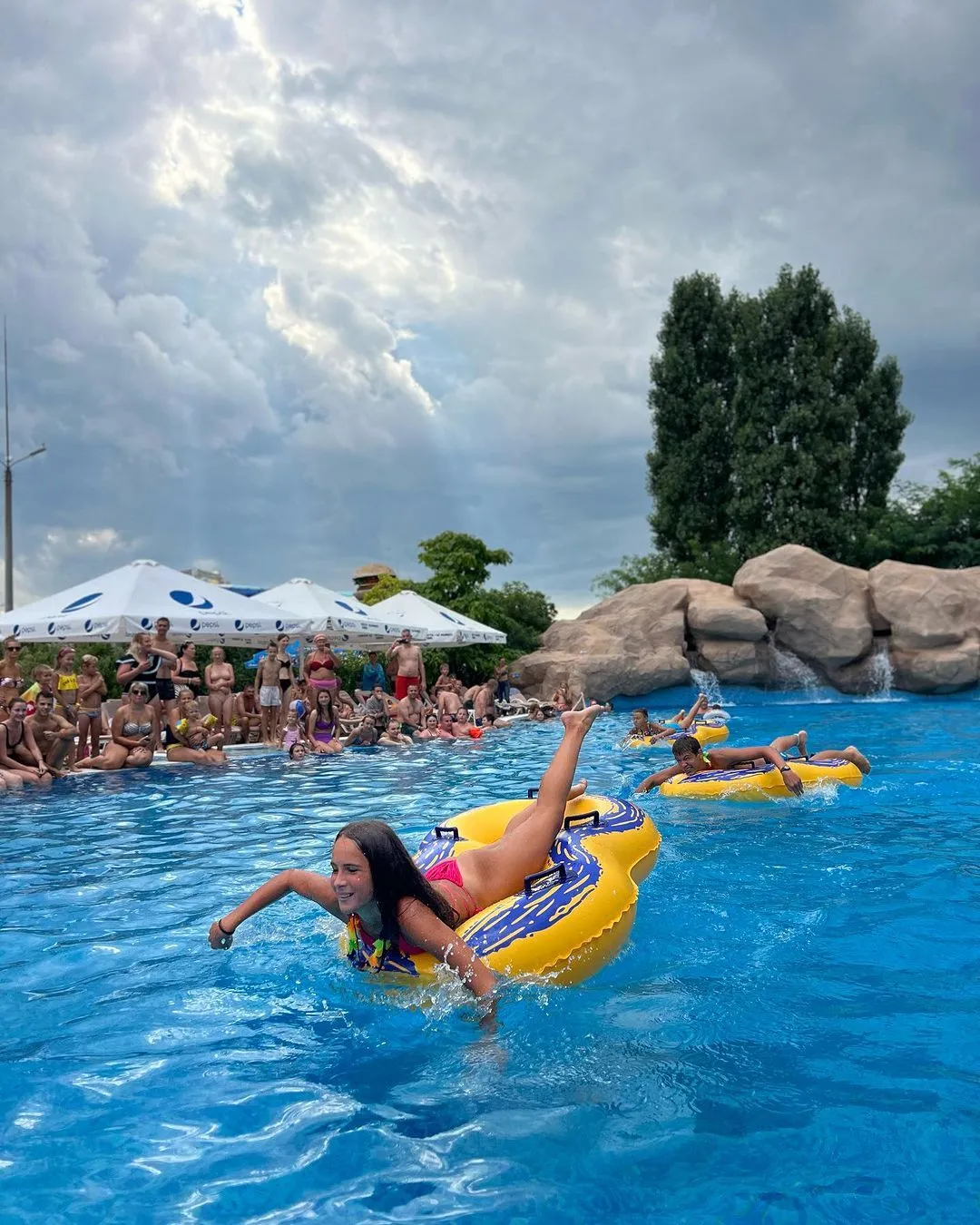 Аквапарки України: де відпочити влітку з дітьми