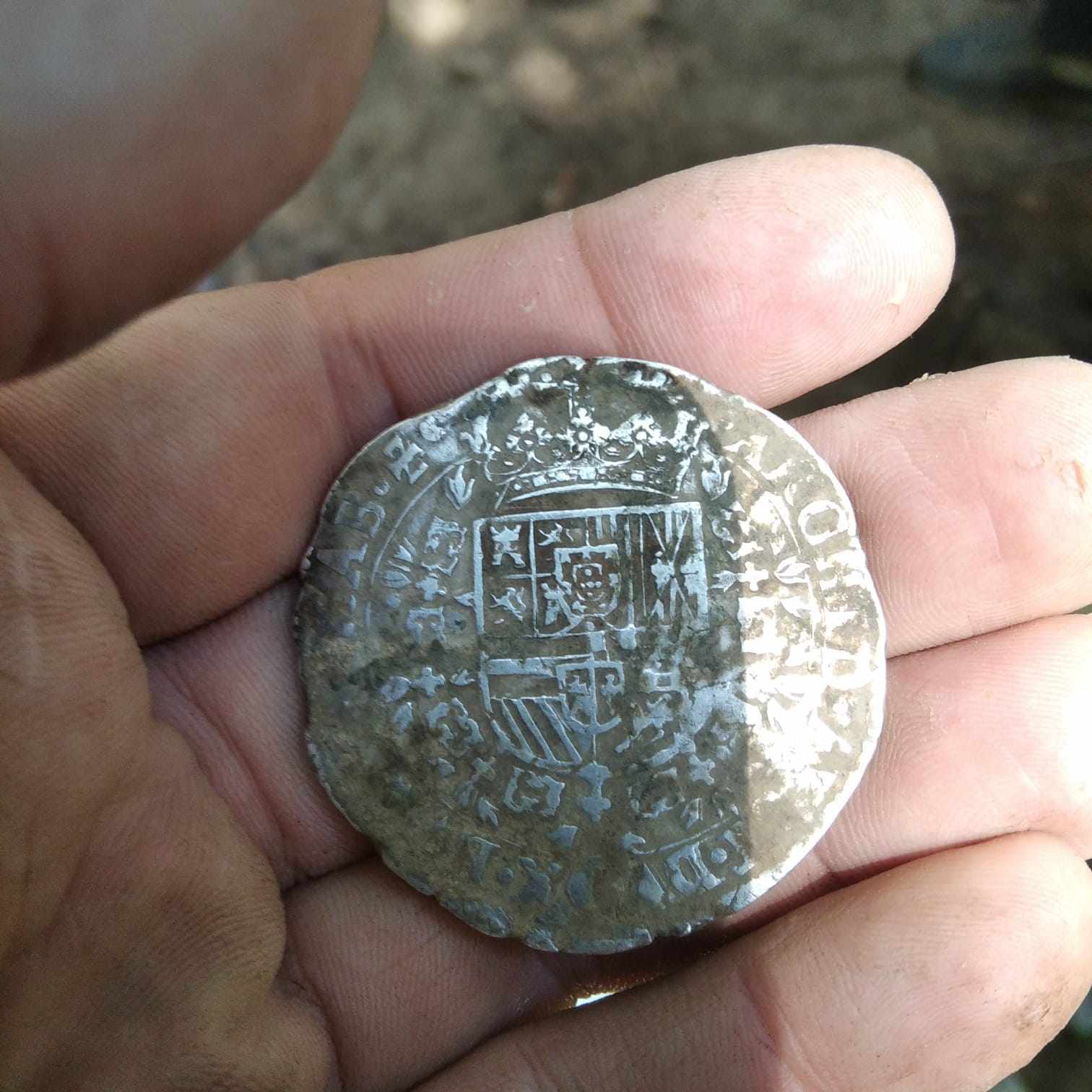 Легенда 300-річної давності підтвердилася! У горах Польщі знайшли схованку монет відомого шахрая