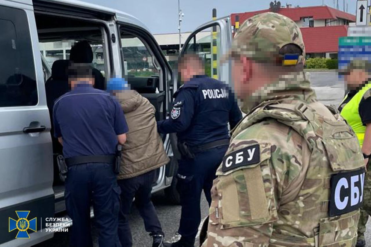 Украина экстрадировала в Польшу координатора миграционного кризиса на границе ЕС и Беларуси. Фото