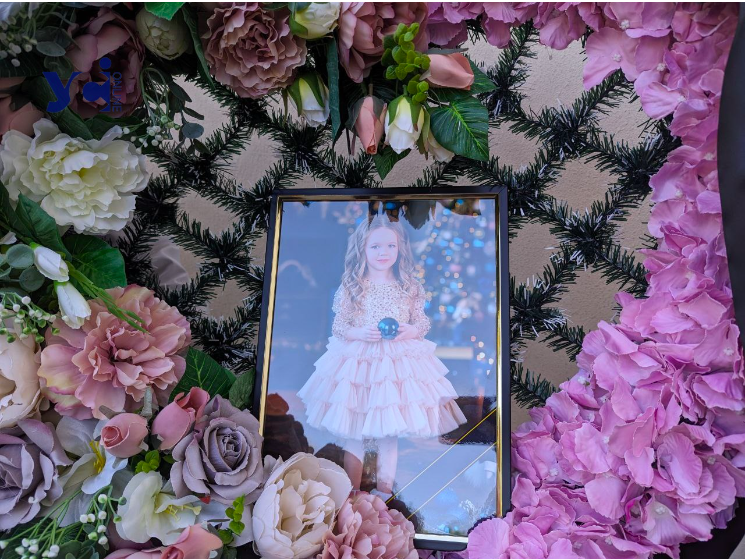 "Не одевайте темное, прощаемся с ангелочком": в Одессе похоронили 4-летнюю Злату, которую убили войска РФ. Фото