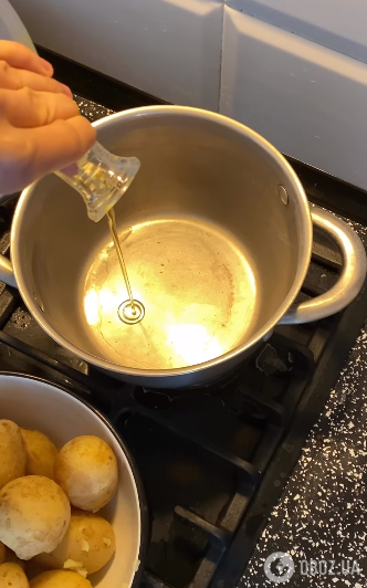 Молода картопля за бабусиним рецептом: як приготувати страву зі смаком дитинства