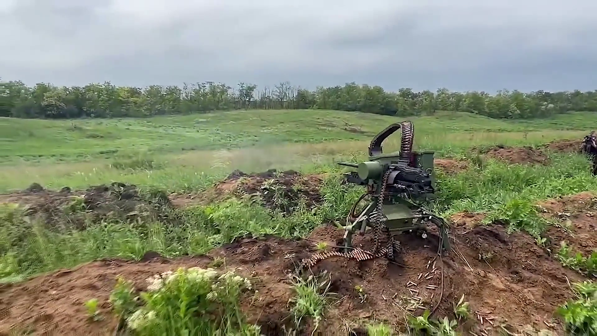 Помогают защищать жизнь военных: ВСУ показали использование боевых роботов украинского производства. Видео