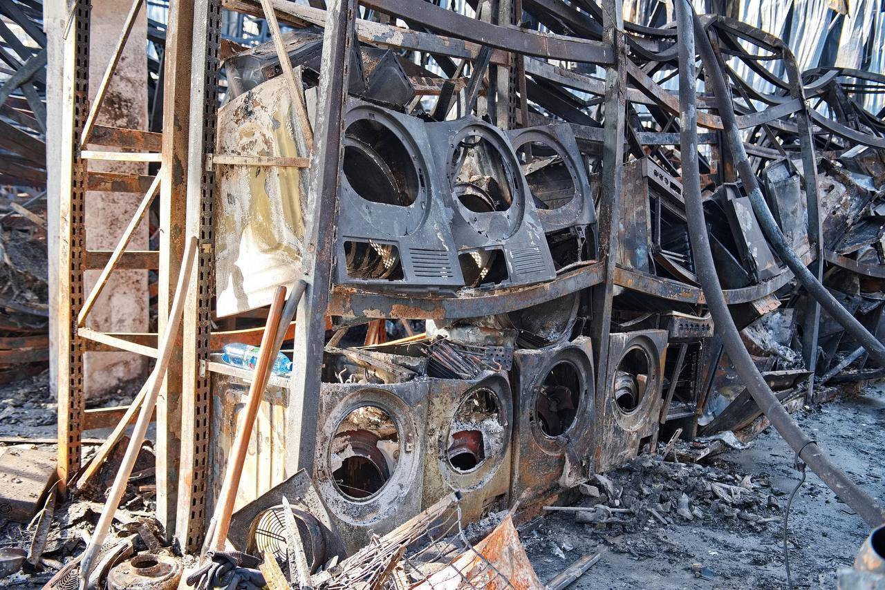 В результате российского удара по "Эпицентру" в Харькове погибли 19 человек: поисковые работы завершены. Фото