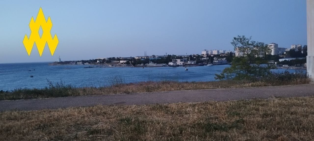 Агенты "Атеш" провели разведку бухты в Севастополе: зафиксирована усиленная активность оккупантов. Фото и видео