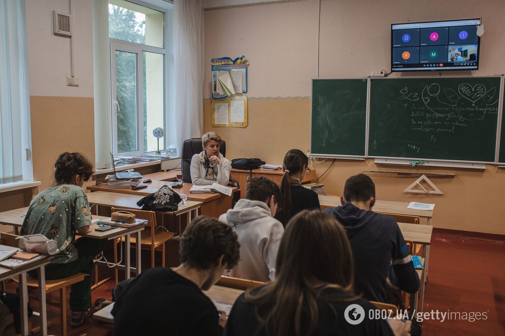Украинская учительница, которая преподает в Великобритании, предложила ввести в украинских школах три ВНО и привела аргументы