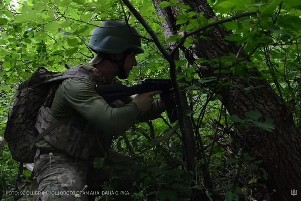 Ворог нарощує інтенсивність штурмових дій на Курахівському та Сіверському напрямках – Генштаб