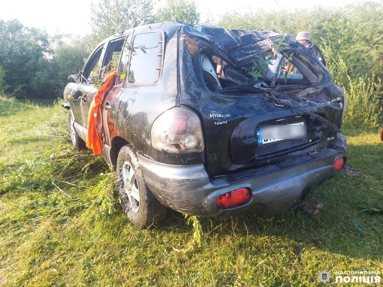 В Ривненской области авто упало в реку: погибли ветеран АТО с подругой сестры и их друг, одной девушке удалось выбраться