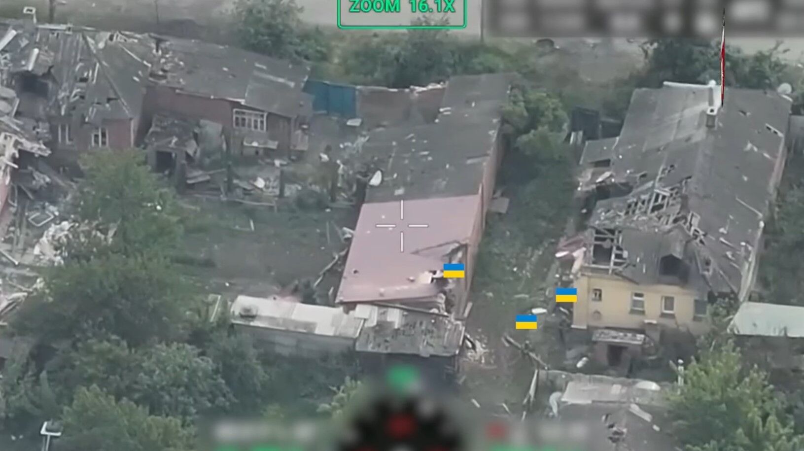 Окупанти хочуть взяти Вовчанськ під свій контроль, але зустрічають потужну відсіч: нове відео ударів по ворогу
