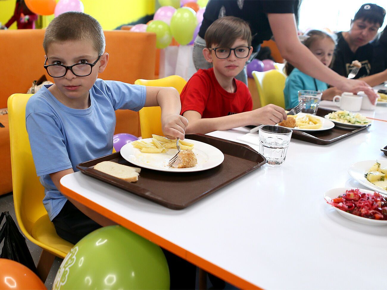 Григорий Козловский и Emily Resort устроили праздник для детей погибших защитников. Фото