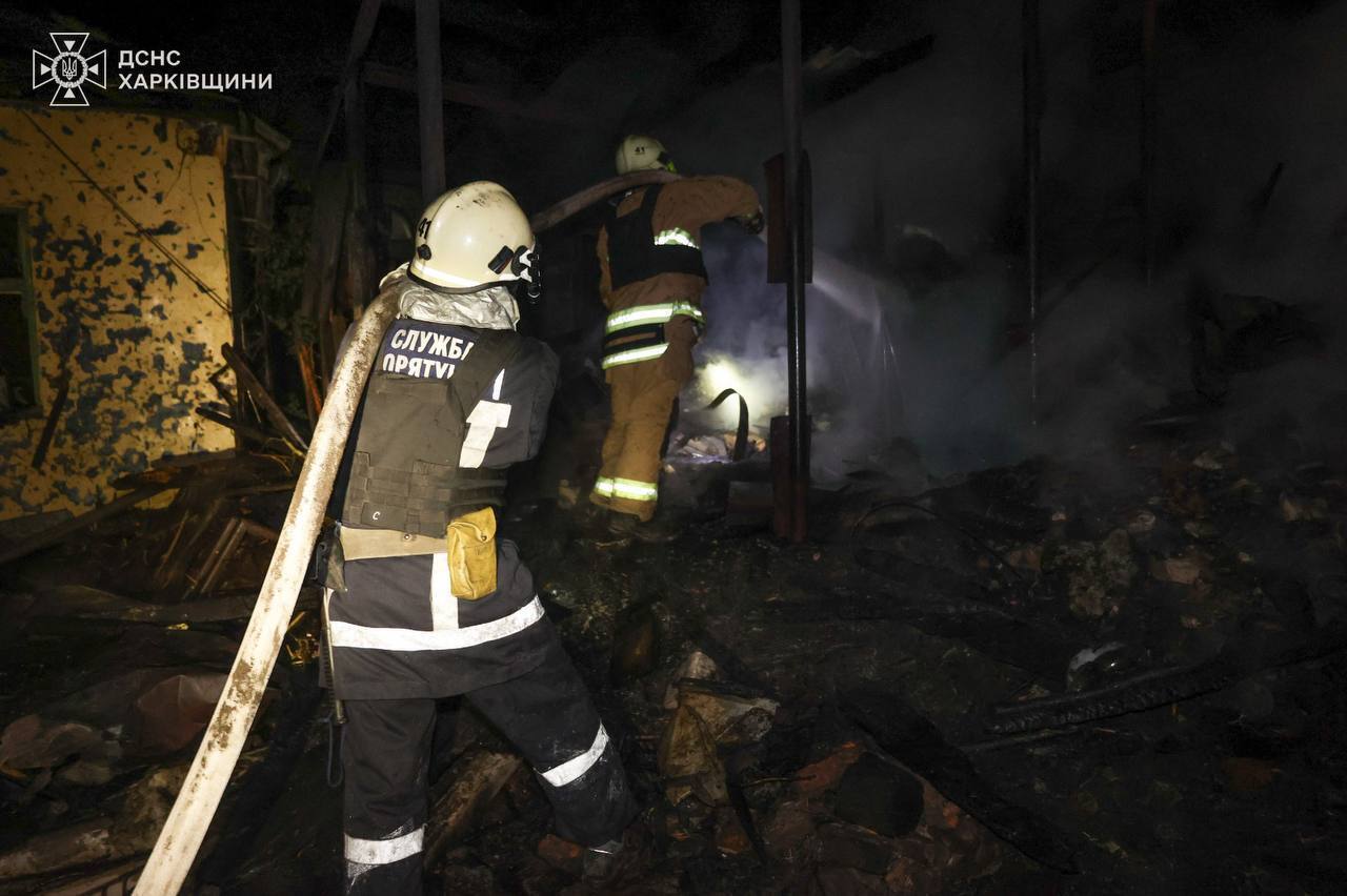 В Харькове разгорелись пожары после дроновой атаки