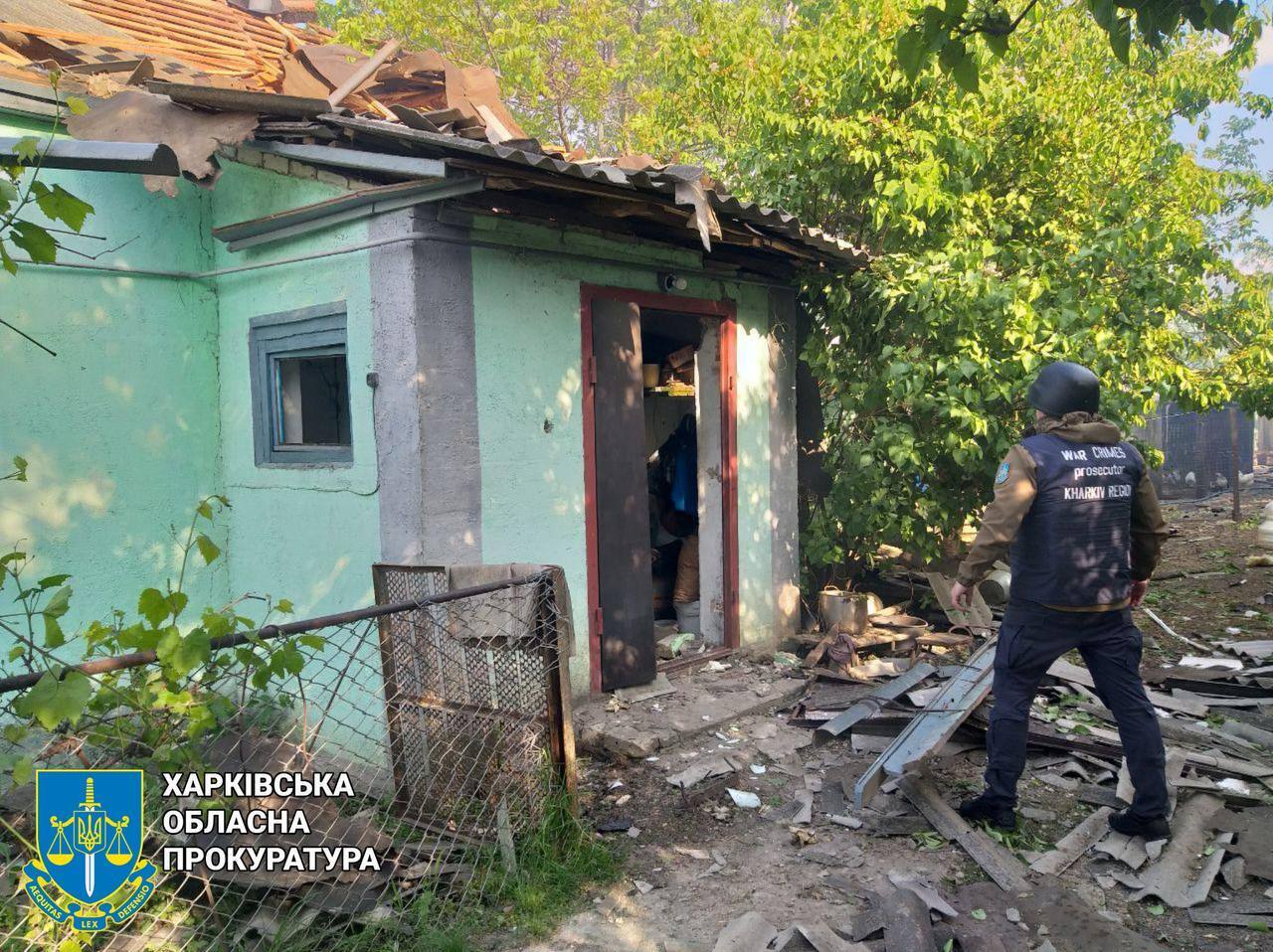 Россияне обстреляли Купянский район на Харьковщине: погибла женщина, под завалами могут быть еще люди
