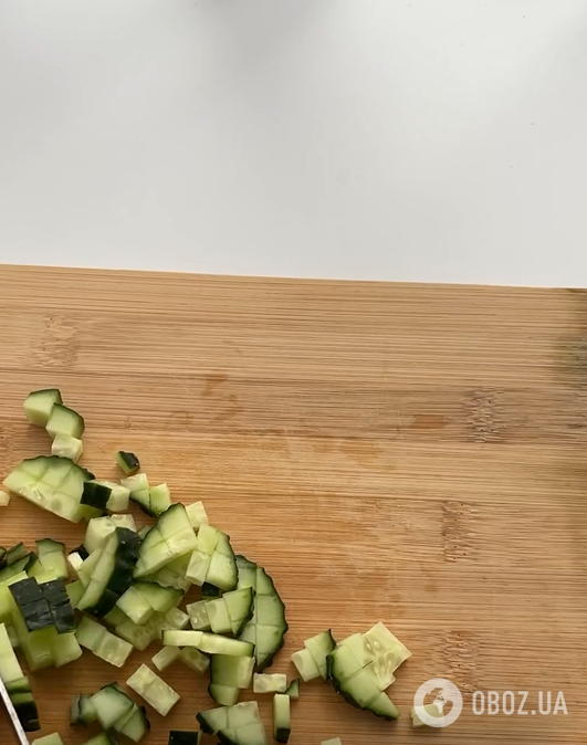 Як приготувати смачну окрошку на сметані та айрані: краще, ніж на квасі або кефірі