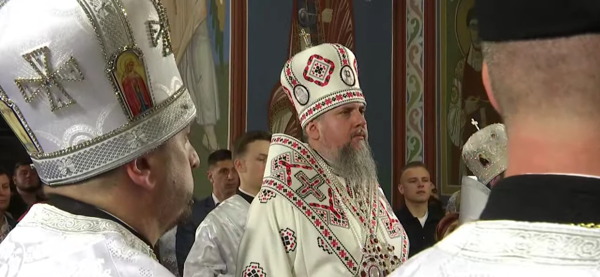 Пасхальное богослужение в Михайловском Златоверхом соборе ПЦУ: онлайн