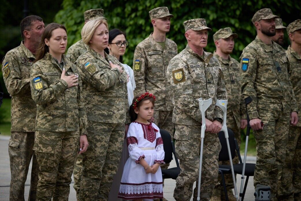 Українські воїни та їхні рідні