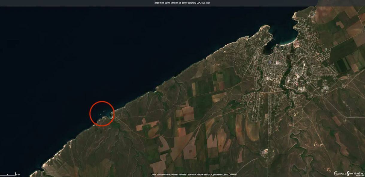 Дрон "Магура V5" уничтожил скоростной катер оккупантов в Крыму: в ГУР показали видео операции