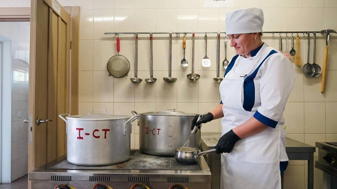 Идея Клопотенко. Украинские школьники назвали свое любимое блюдо в столовой