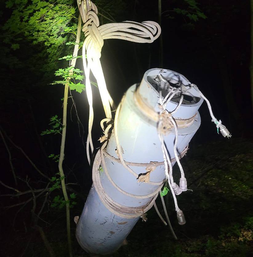 У Києві в парку знайшли бойову частину російської новітньої ракети Х-69. Подробиці, фото і відео